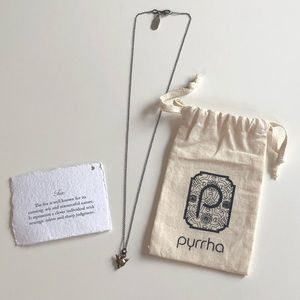 🇨🇦PYRRHA FOX charm MADE IN CANADA CHARM NECKLACE